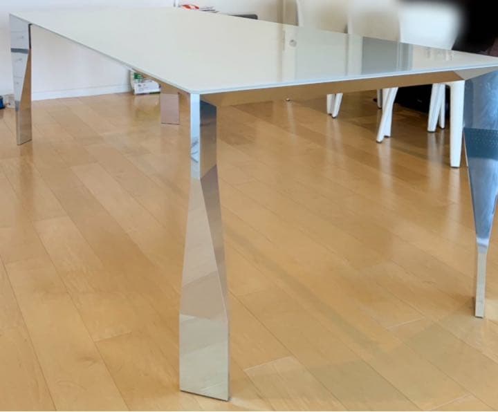 モルテーニ　ダイアモンド　ダイニングテーブル