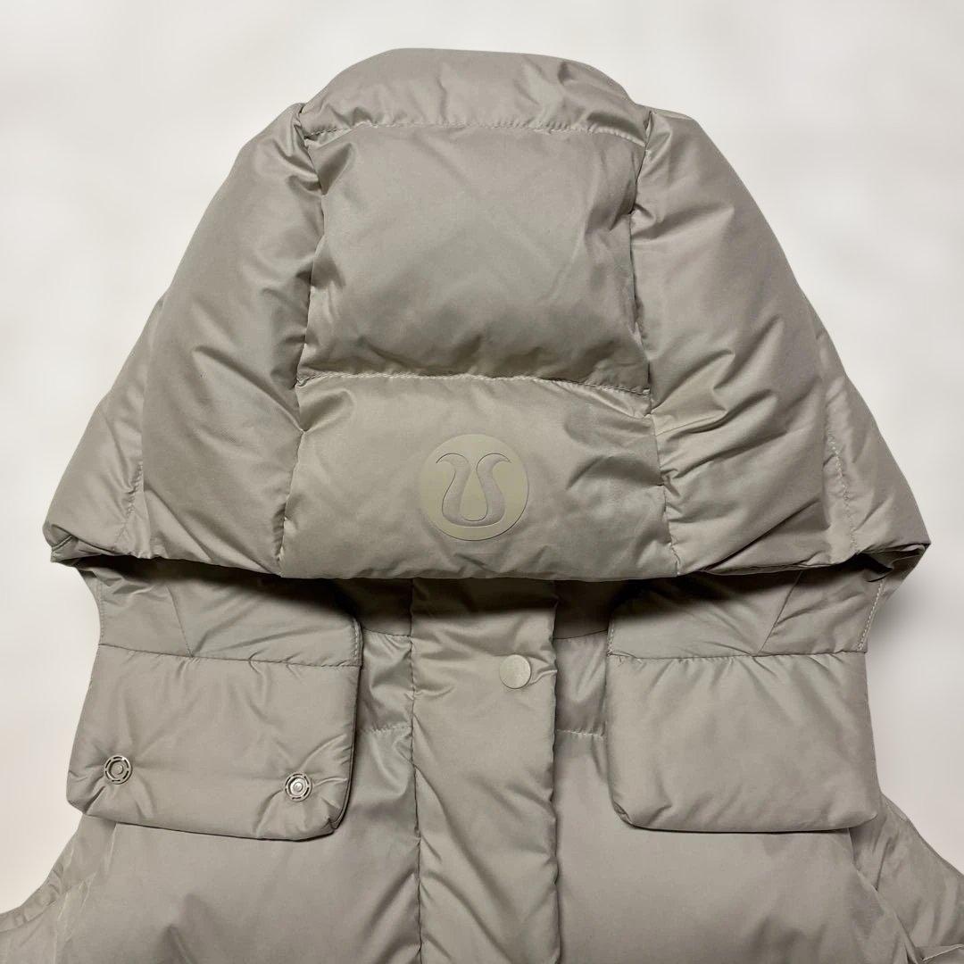 M＠12月限定セール中　美品　lululemon ダウンベスト　フード付き