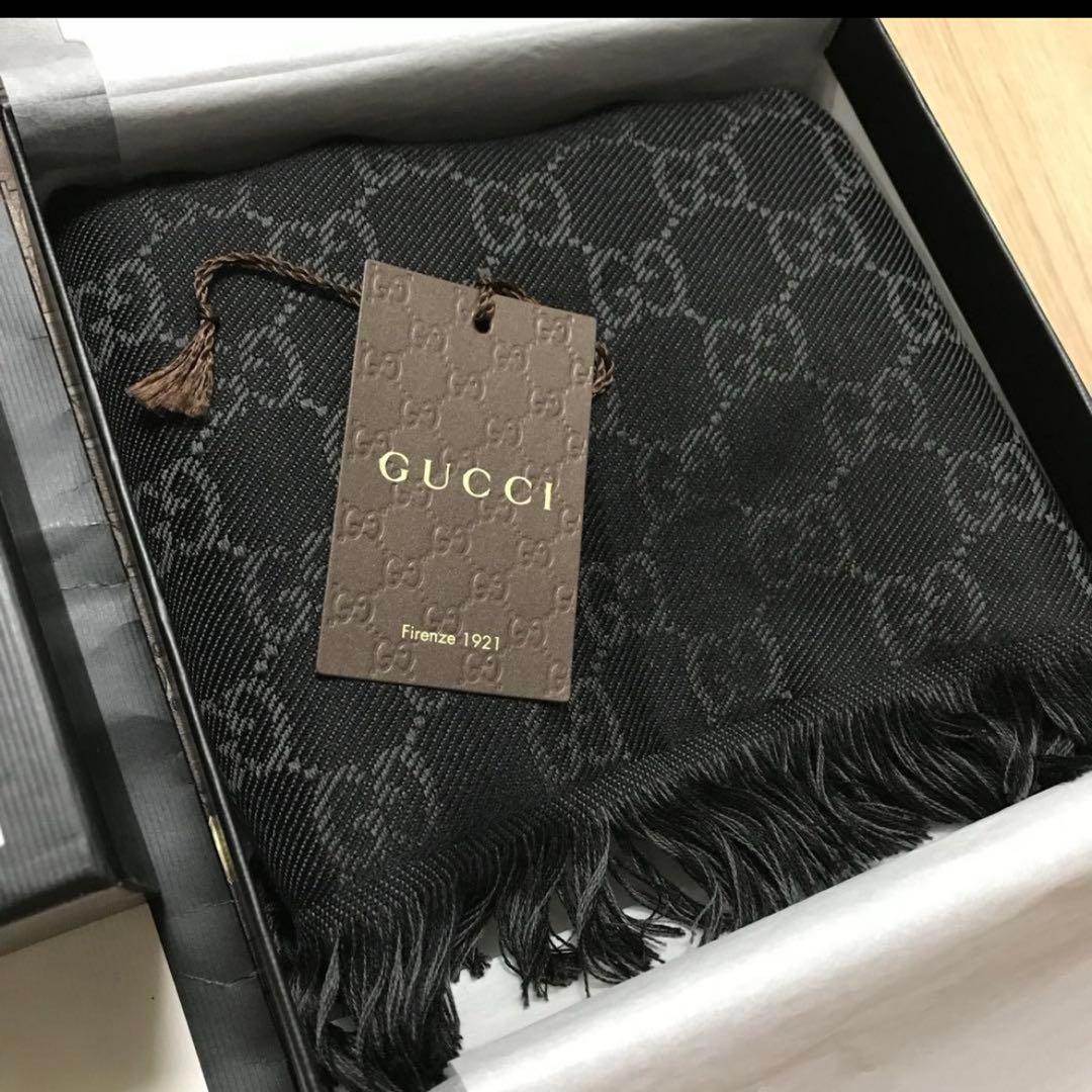 GUCCI ブラック GGパターン マフラー