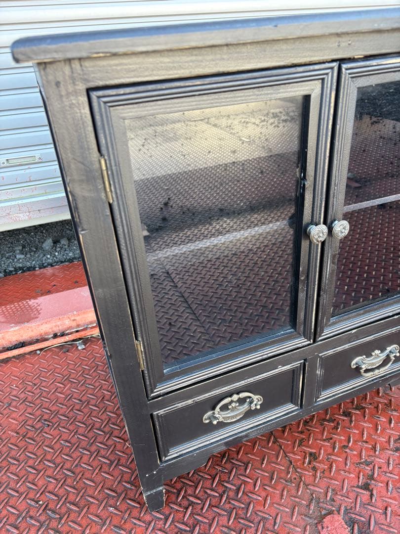 サリュ　アンティーク風キャビネット ガラス扉　家具　黒　ブラック　ガラスケース
