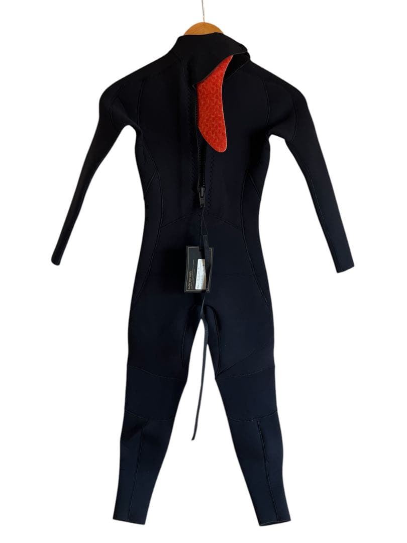 RASHAラッシュウェットスーツ　 レディースフルスーツ　小さめ