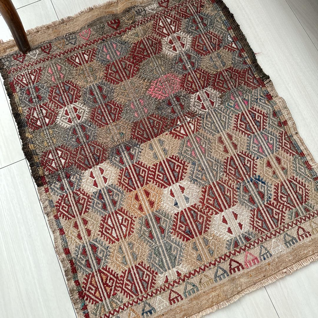 トルコ ヴィンテージラグ 955 レア ベージュ ブルー ピンク オールドキリム