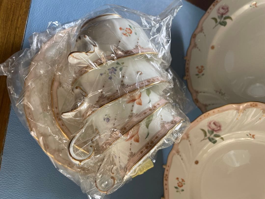 ノリタケ ダイヤモンドコレクション　メゾンフルール二人用食器セット　スープカップ