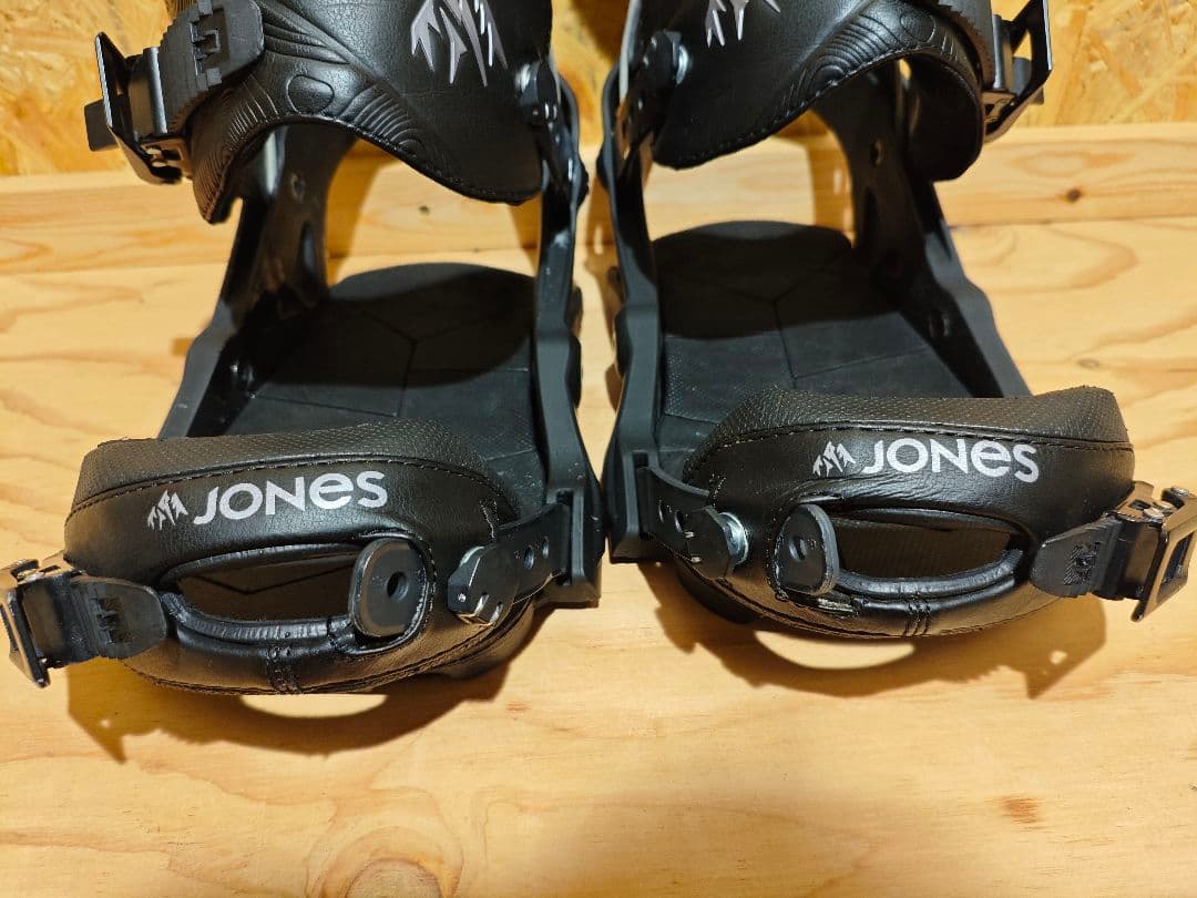 定価8.5万円JONES APOLLO Mスノーボードバインディングビンディング
