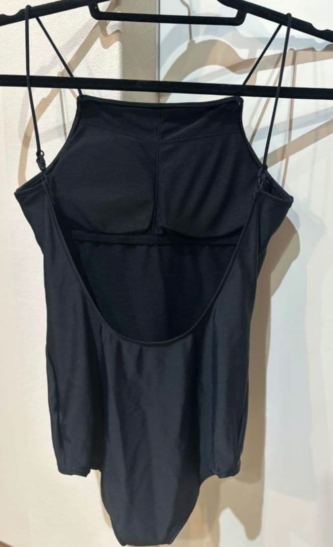 完売商品☆Nala バックオープン ワンピース水着 ブラック