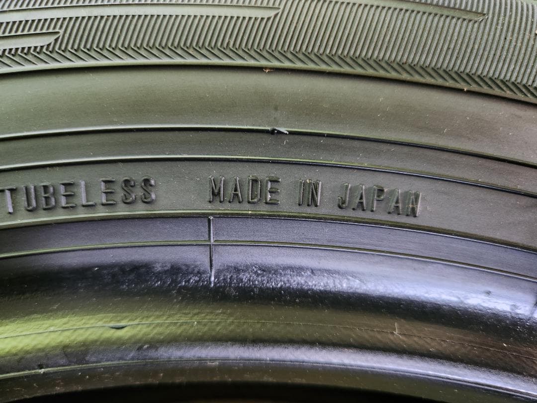 送料込☆2021年製ダンロップ タイヤ205/55R17 日本製☆4本