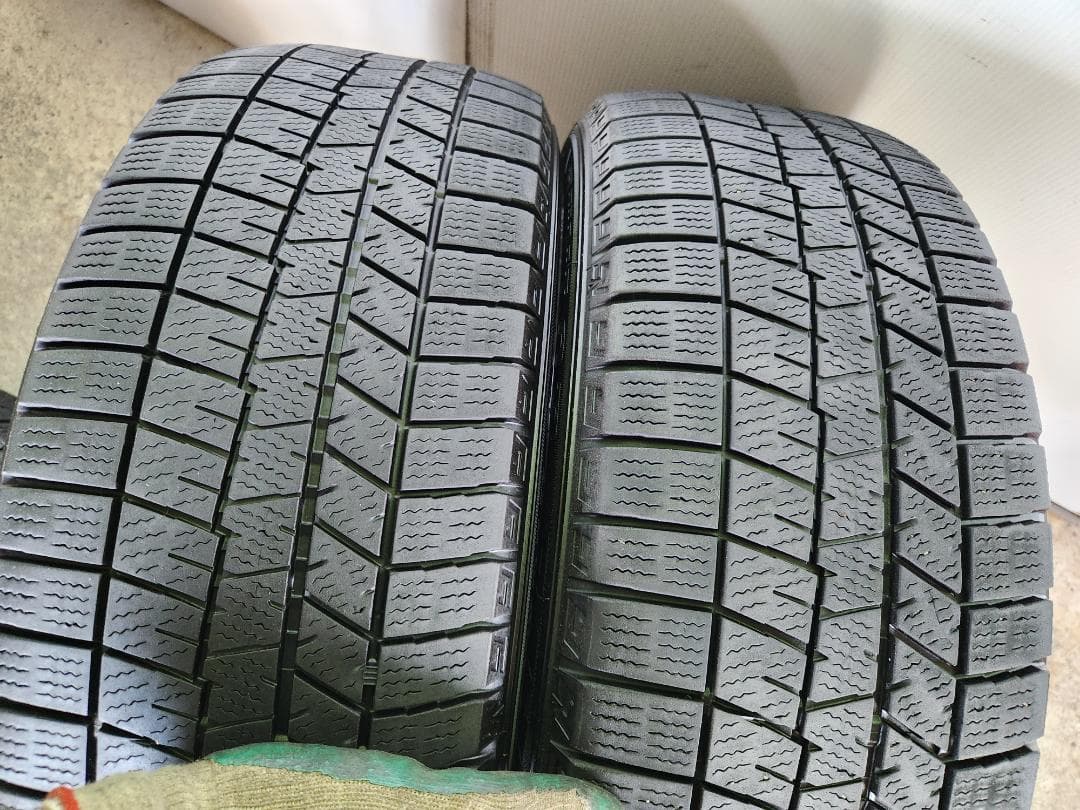 送料込☆2021年製ダンロップ タイヤ205/55R17 日本製☆4本