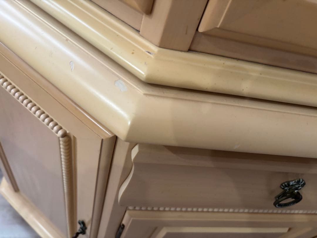 リンホーリン♡リボン♡ガラスカップボード 大塚家具 リビング収納 飾り棚