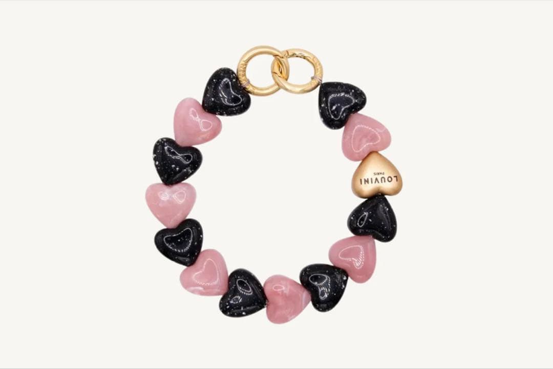 【LOUVINI】 ハンドストラップPETIT CUORE　BLACK-PINK