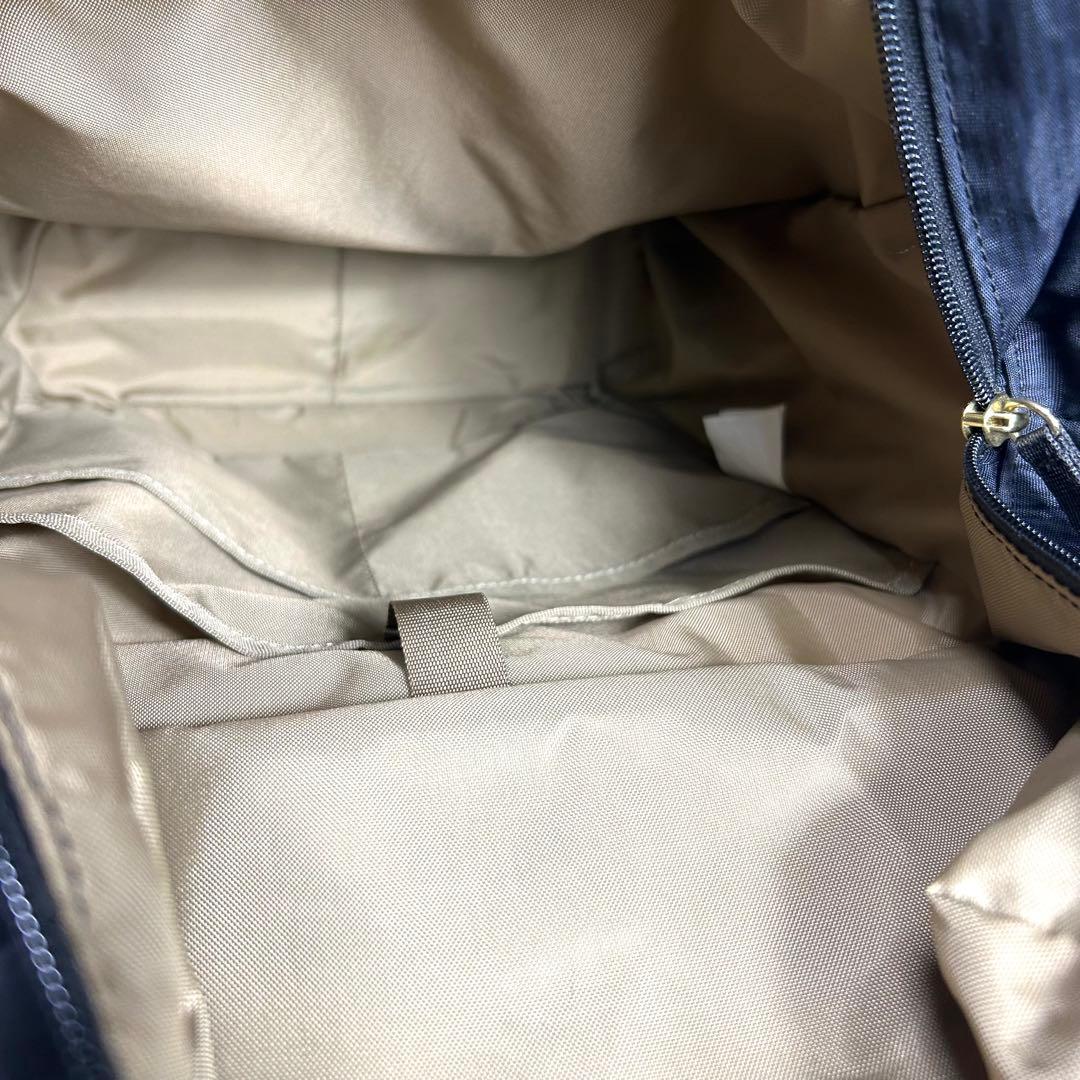 スワニー　キャリーバック　Mサイズ　ブラック