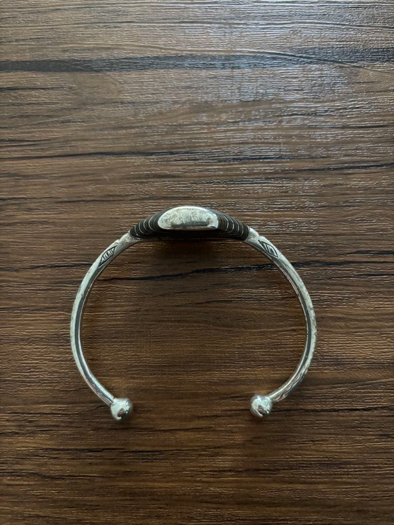 シルバー バングル touareg