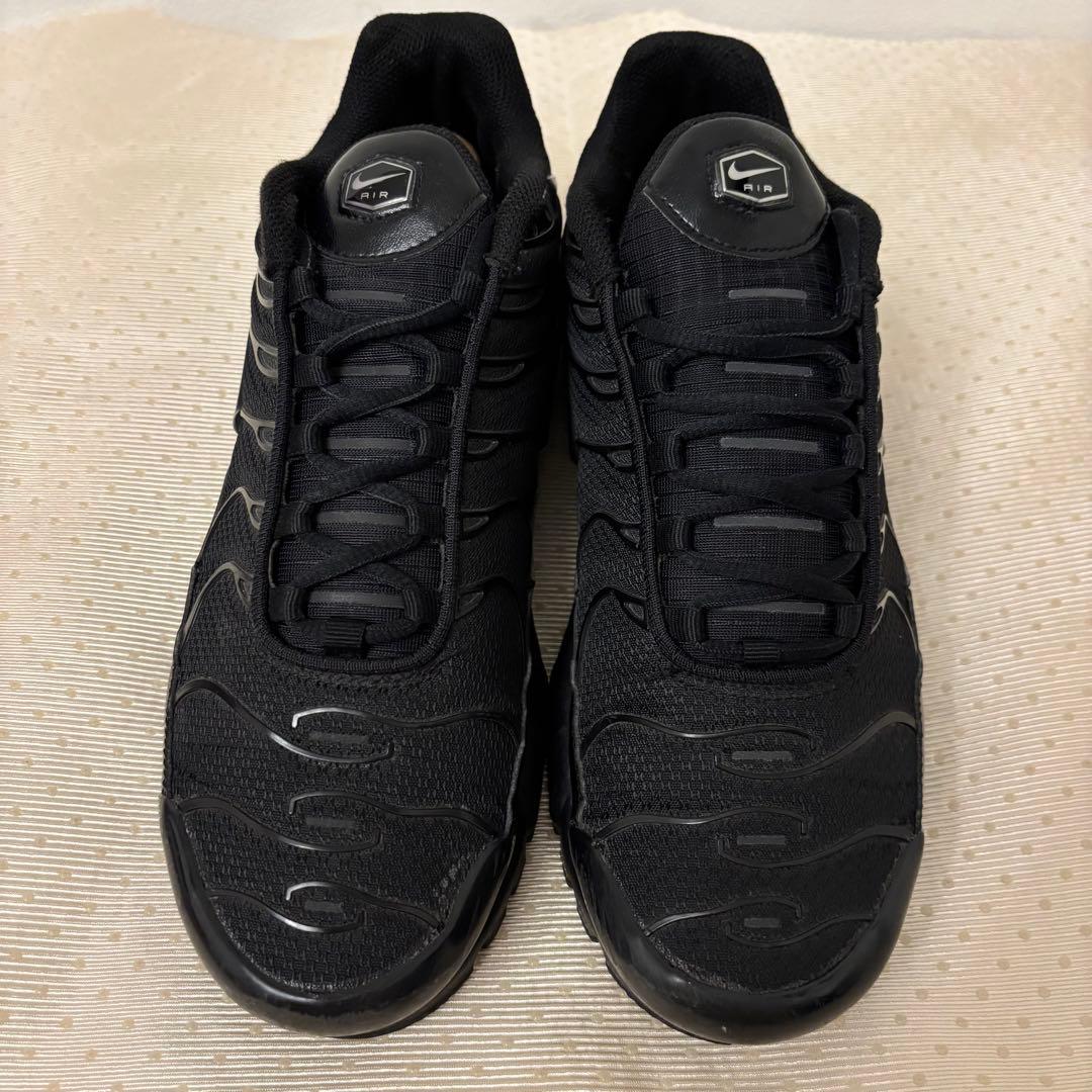 美品☆ナイキ エアマックス プラス トリプルブラック スニーカー26cm