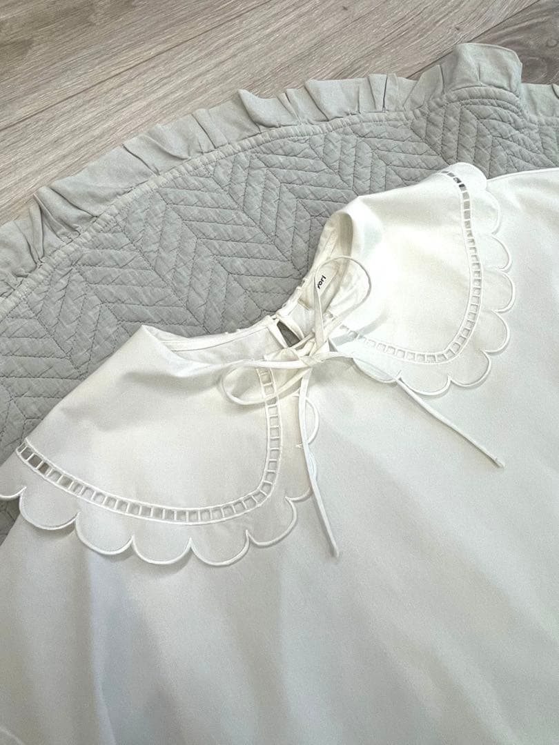 v3v⭐︎ ♡ yori ヨリ　スカラップカラー　カットソー　ホワイト