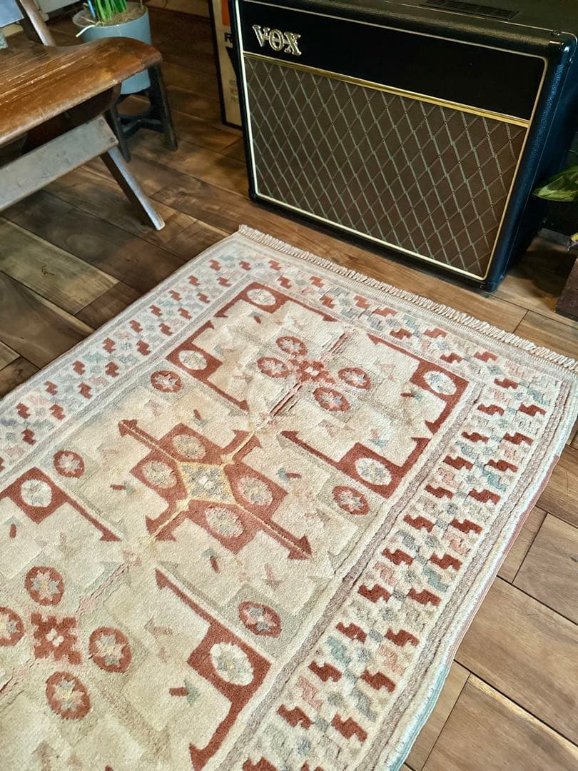 トライバルラグ　ヴィンテージラグ　コーカサス　アゼルバイジャン　クルド族　美品