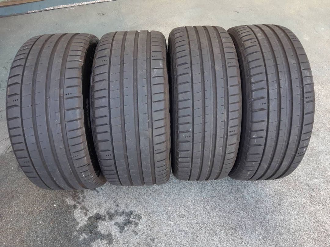 18インチ　中古タイヤ