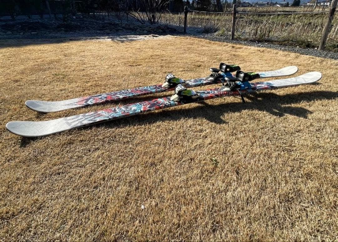 Atomic トゥルーパー　スキー 板