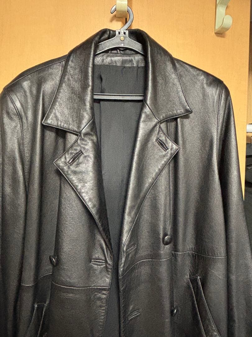 黒 レザー トレンチコート ダブルブレスト