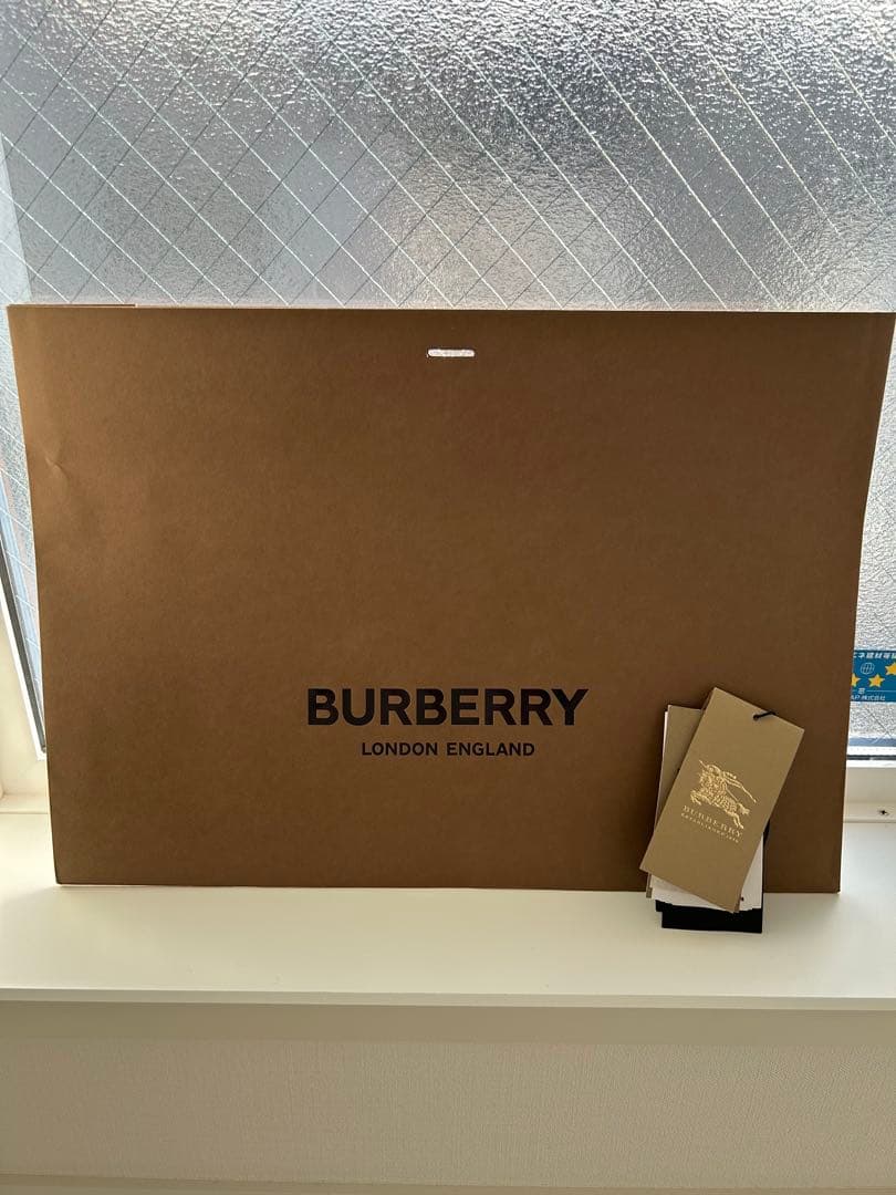 【未使用品タグ有り】BURBERRY トレンチコート
