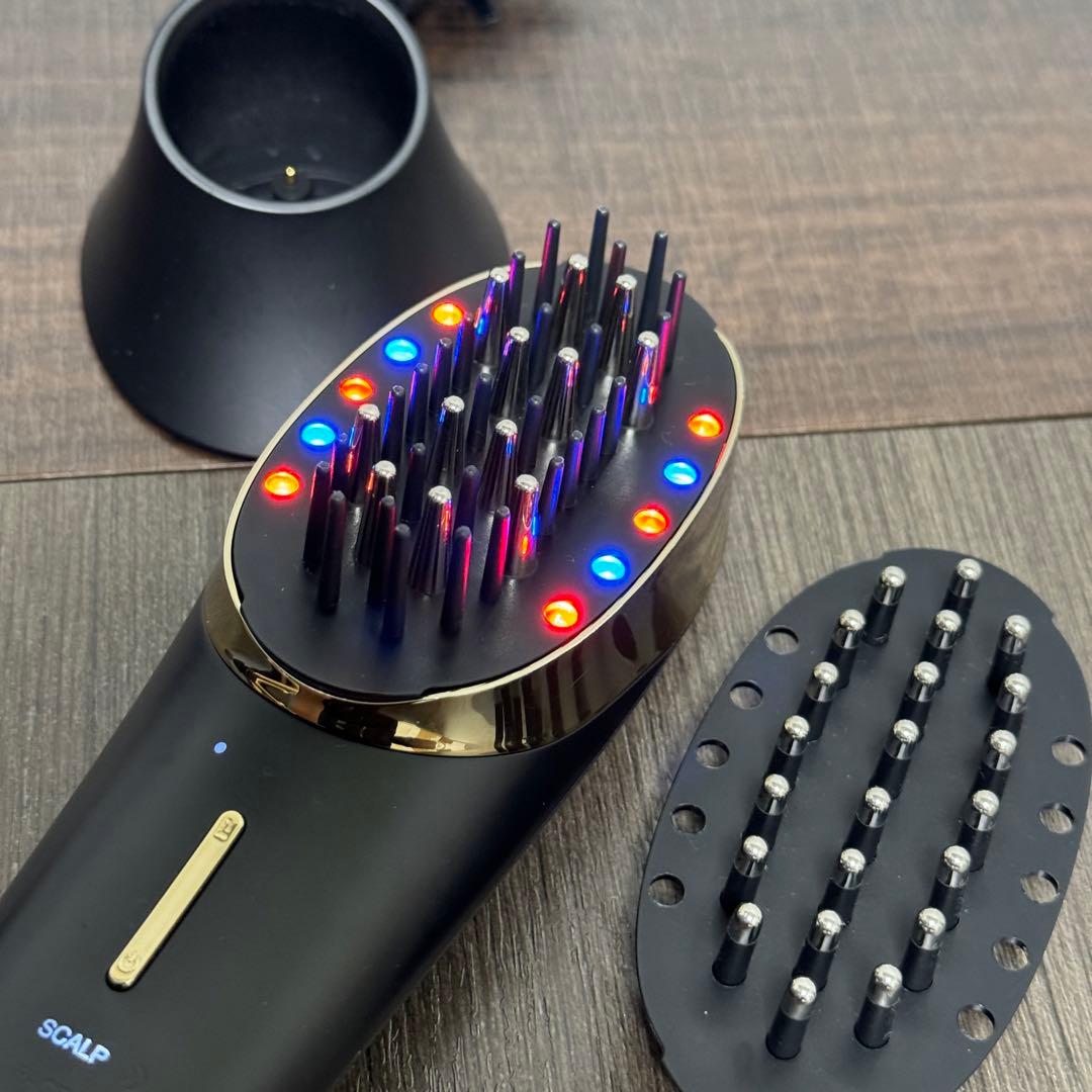 【美品】YAMAN ヴェーダ スカルプブラシ PSM-110B