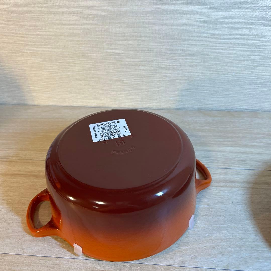ルクルーゼ　ココットロンド　カイエン　レッド　両手鍋　鍋　18cm