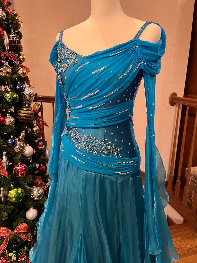 社交ダンス　スタンダードドレス