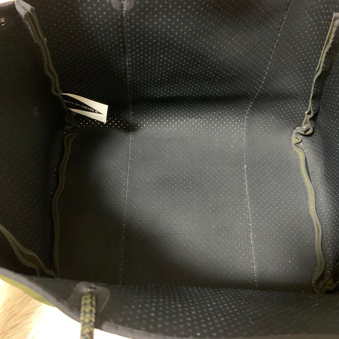 ステイトオブエスケープ　フライングソロ　マザーズバック　パンチング　カーキ　黒