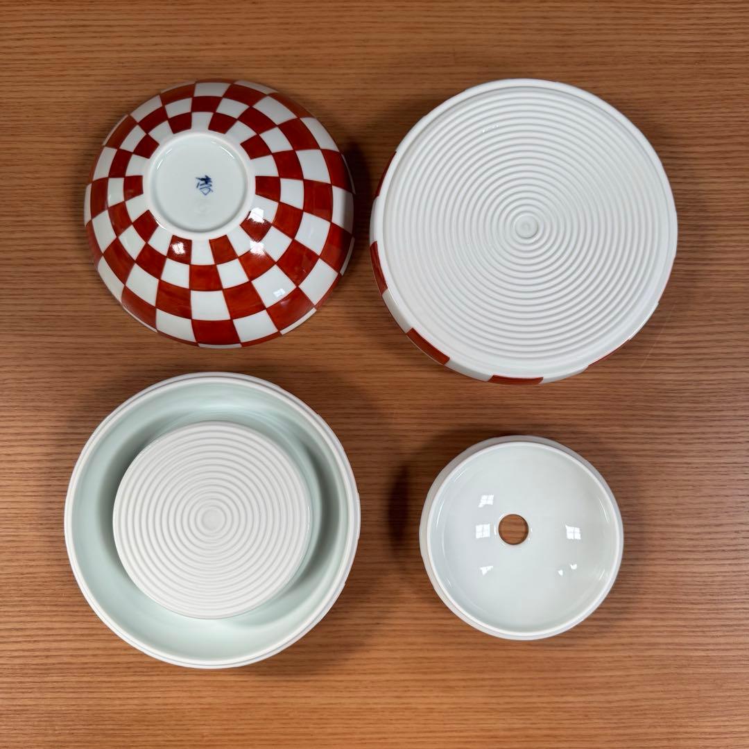 有田焼 李荘窯：赤絵市松文（混柄） 珠型三段重☆