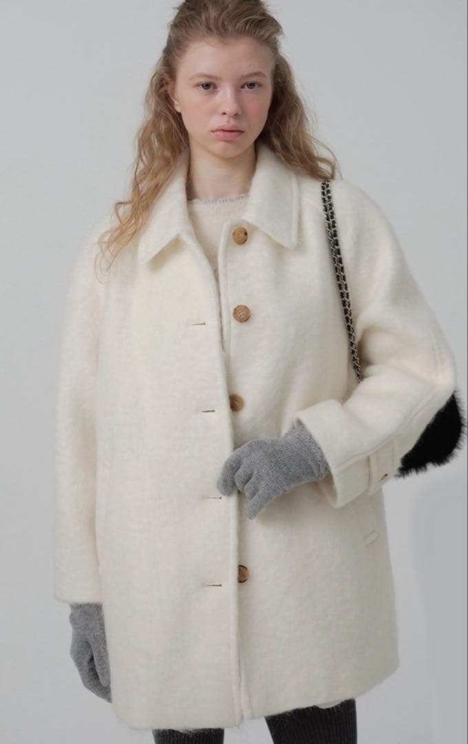 【新品】The Barnnet シャギーコート　ブランドロゴ入りハンガー付き