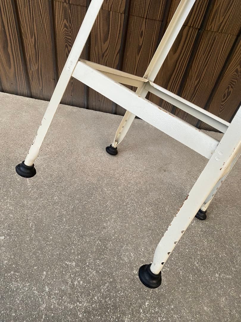 Lyon ハイスツール　パシフィックファニチャーサービス P.F.S リヨン