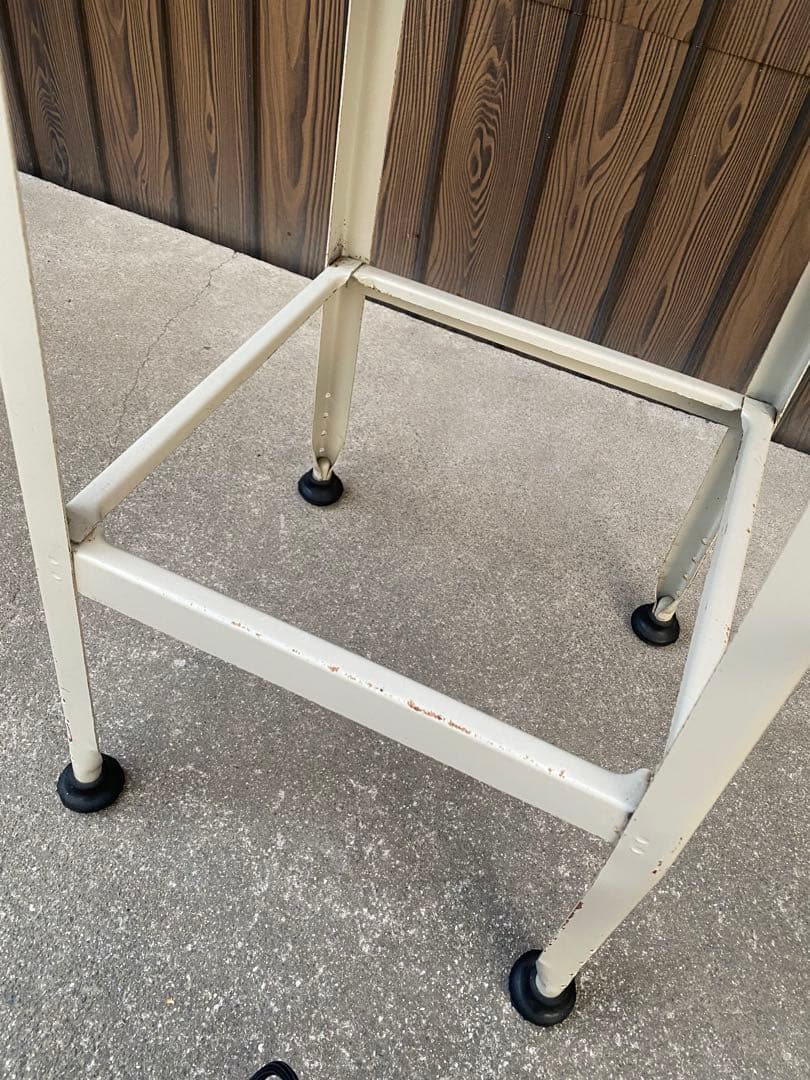 Lyon ハイスツール　パシフィックファニチャーサービス P.F.S リヨン