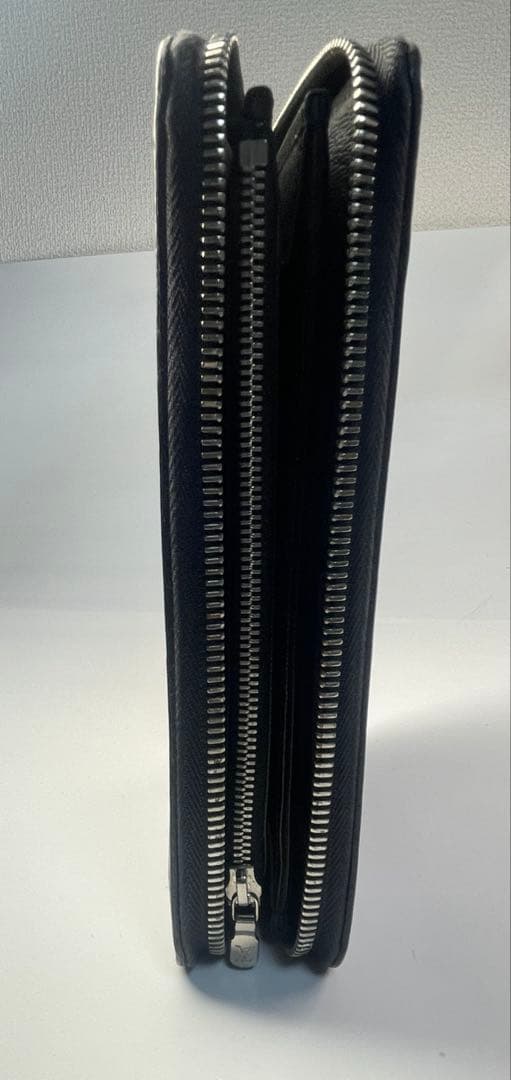 LOUIS VUITTON (ルイヴィトン)エピ長財布