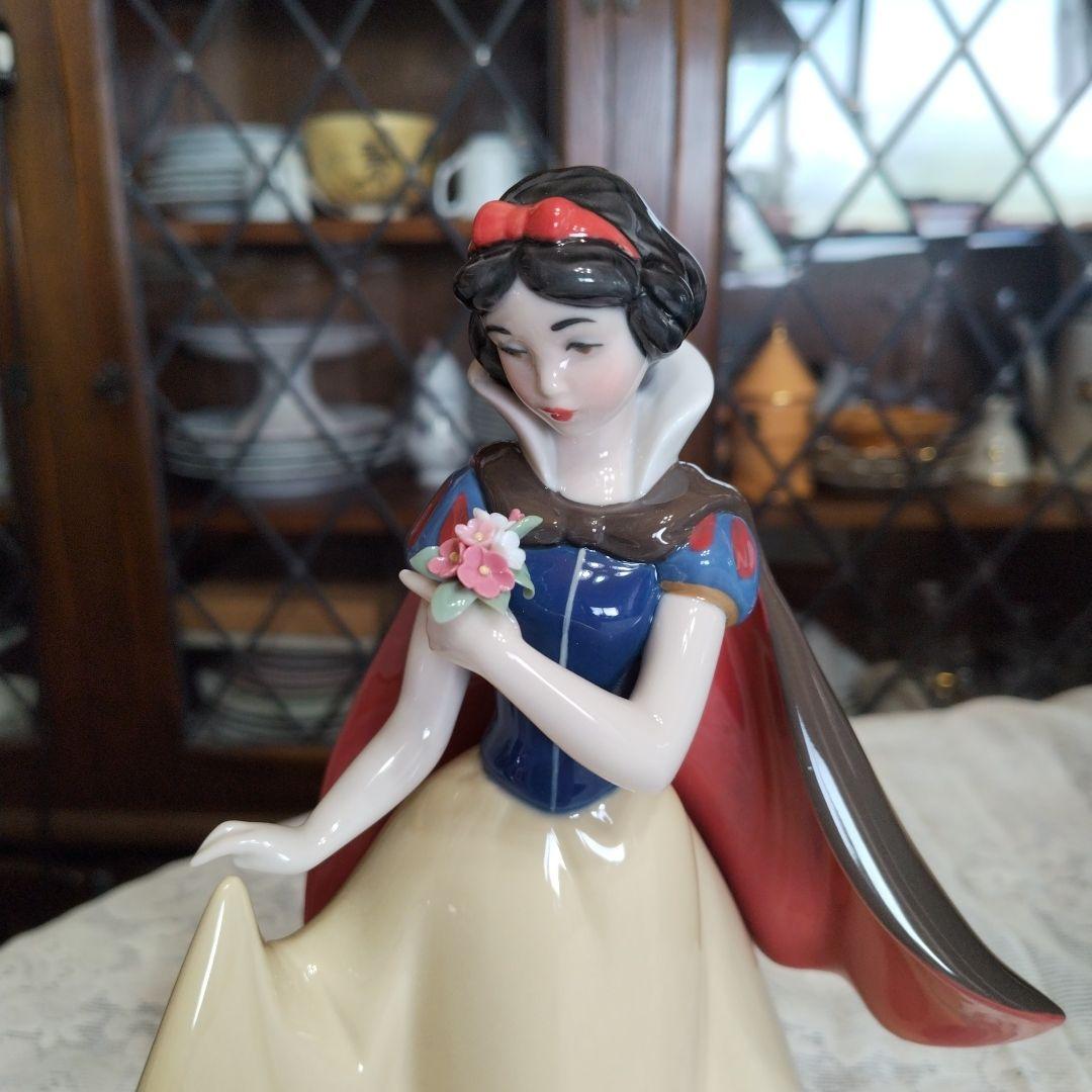 リヤドロ白雪姫2017（発送は9/11～13)