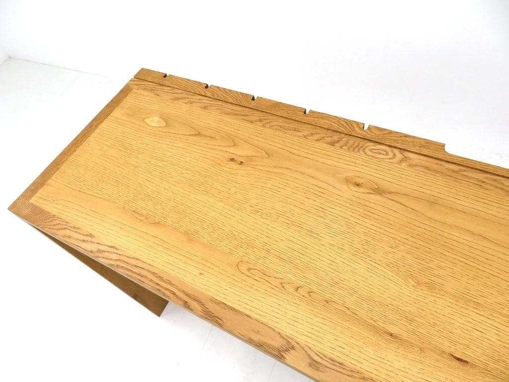 展示品　クラッシュゲート　オーク材　カウンターテーブル　キッチン　カフェ