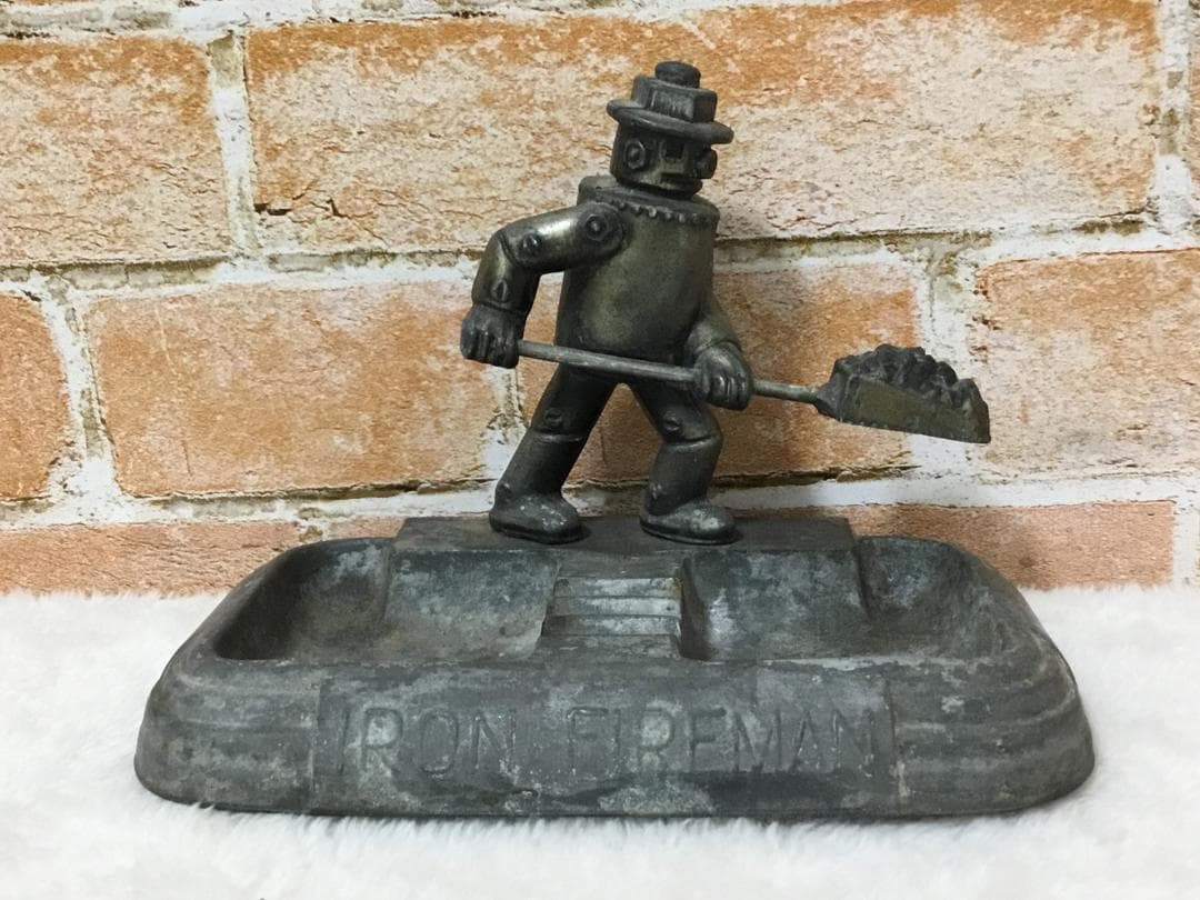 IRON FIREMAN アイロン ファイアーマン ビンテージ 灰皿