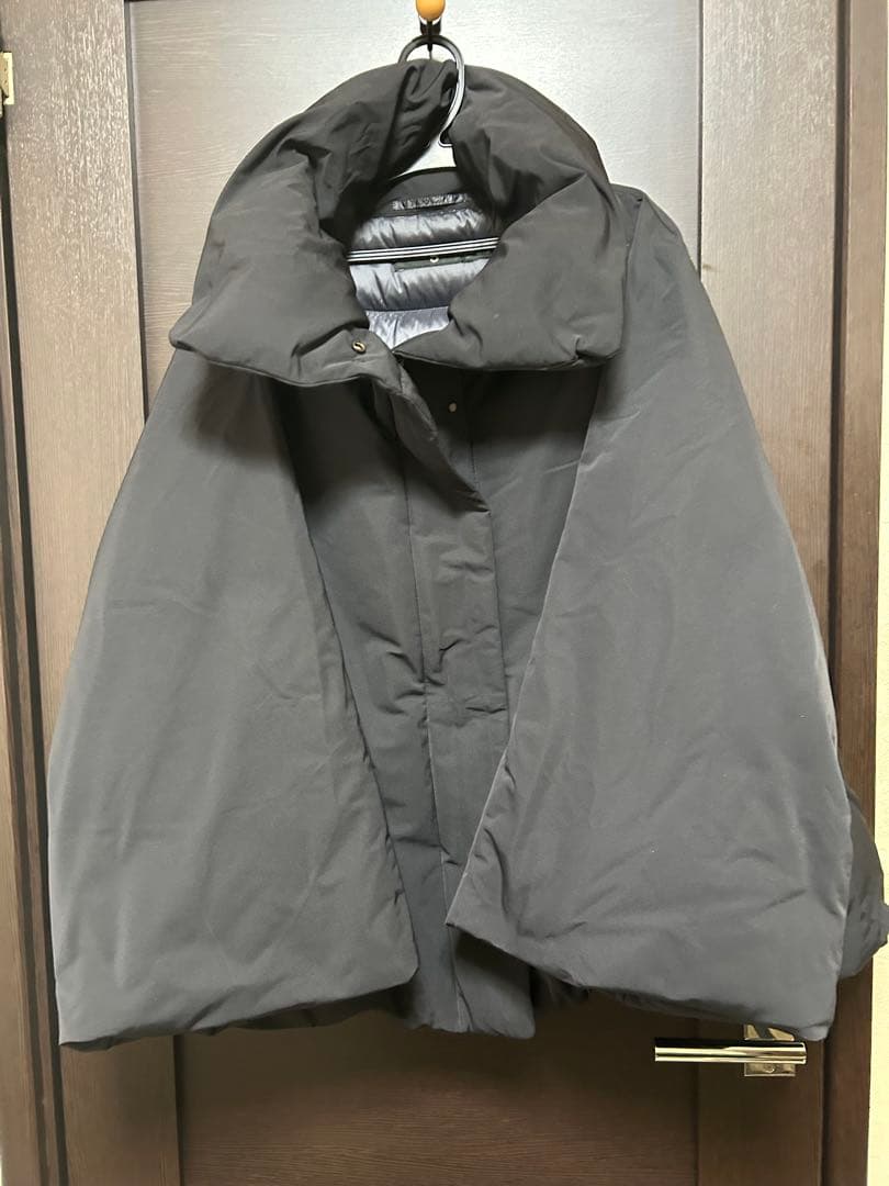 美品⭐︎ UNIQLO+J 大人気商品　ダウンジャケットLサイズ