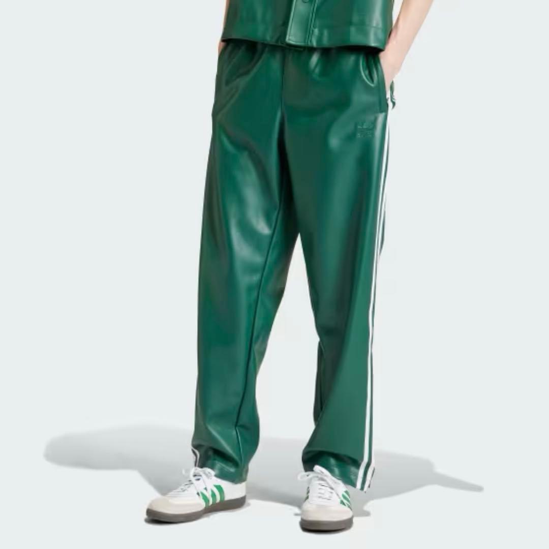 新品　adidas フェイクレザー ファイヤーバード トラックスーツパンツ緑L