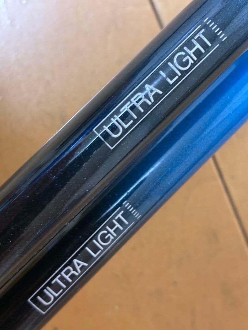 美品118cmROSSIGNOL ULTLA LIGHTカーボンスキー ストック