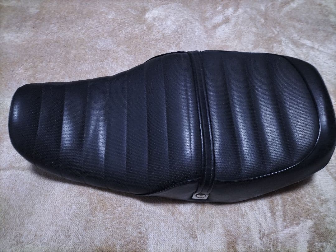 インパルス GSX400 GK79A 後期 タックロールシート 黒