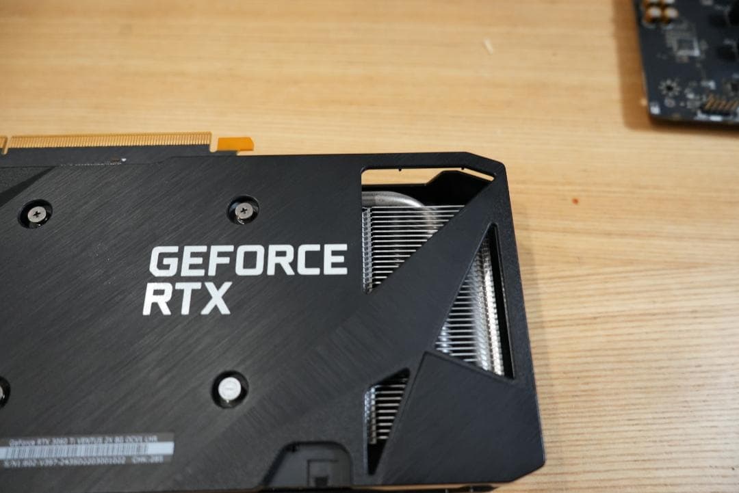 グラフィックボード・グラボ・ビデオカード MSI GeForce RTX 3060 Ti VENTUS 2X