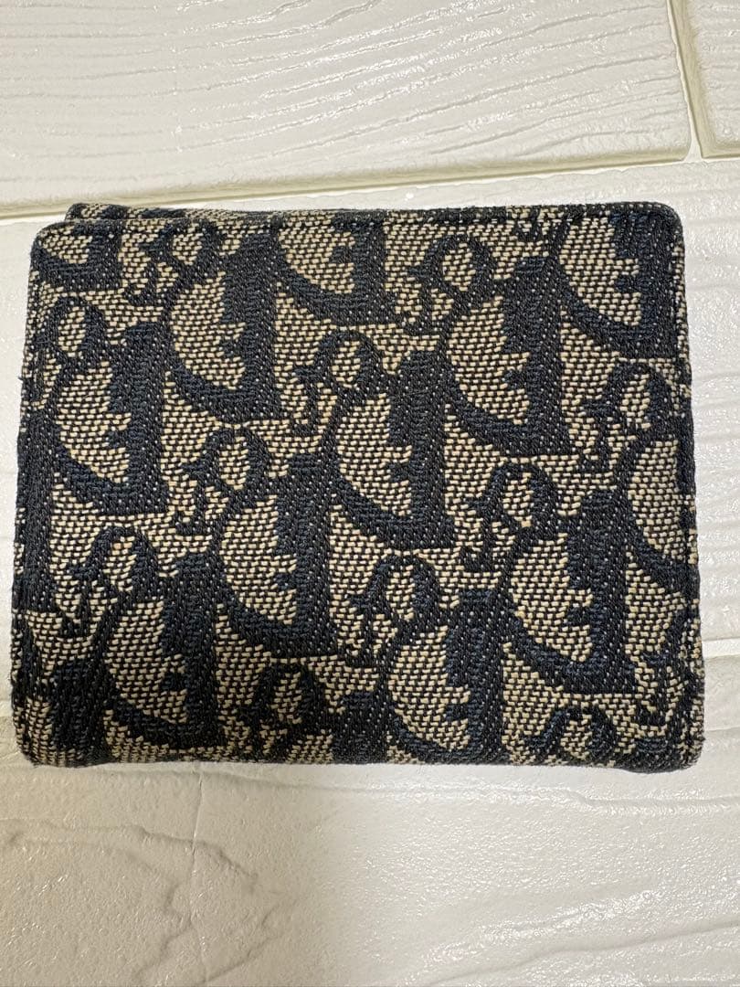Christian Dior 二つ折り財布 Dロゴ