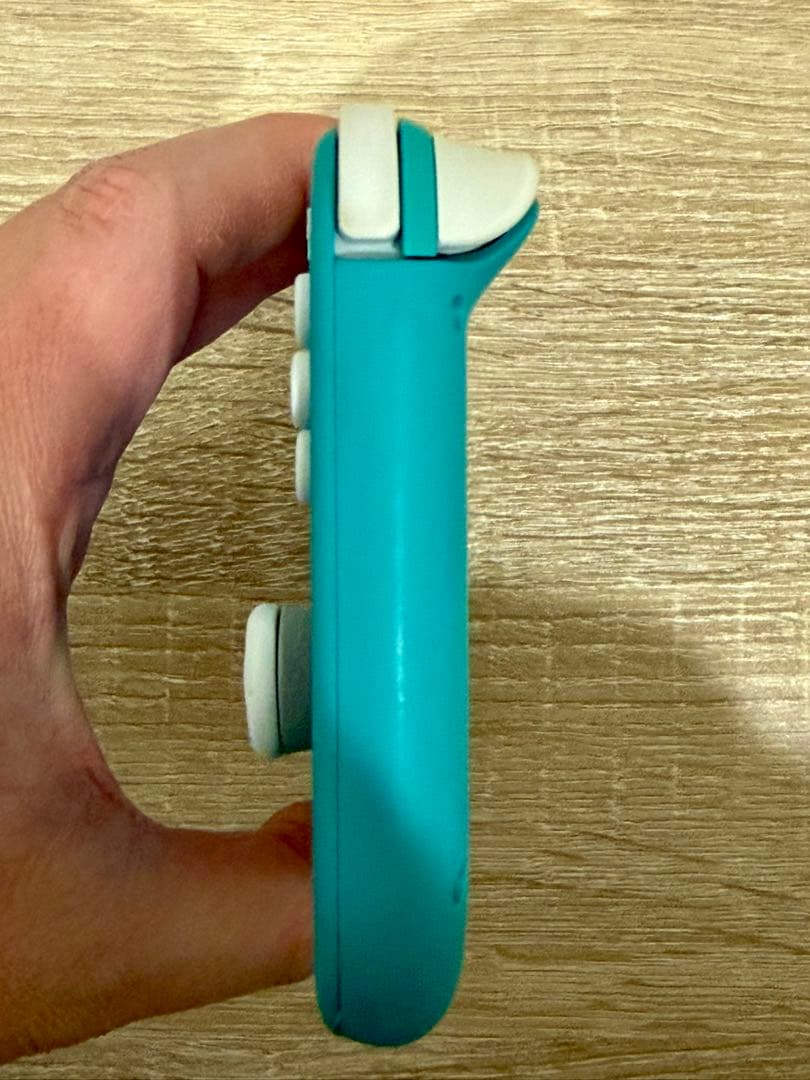 【ポケモンソフト3本＋ケース付】Switch Lite ターコイズ 動作確認済