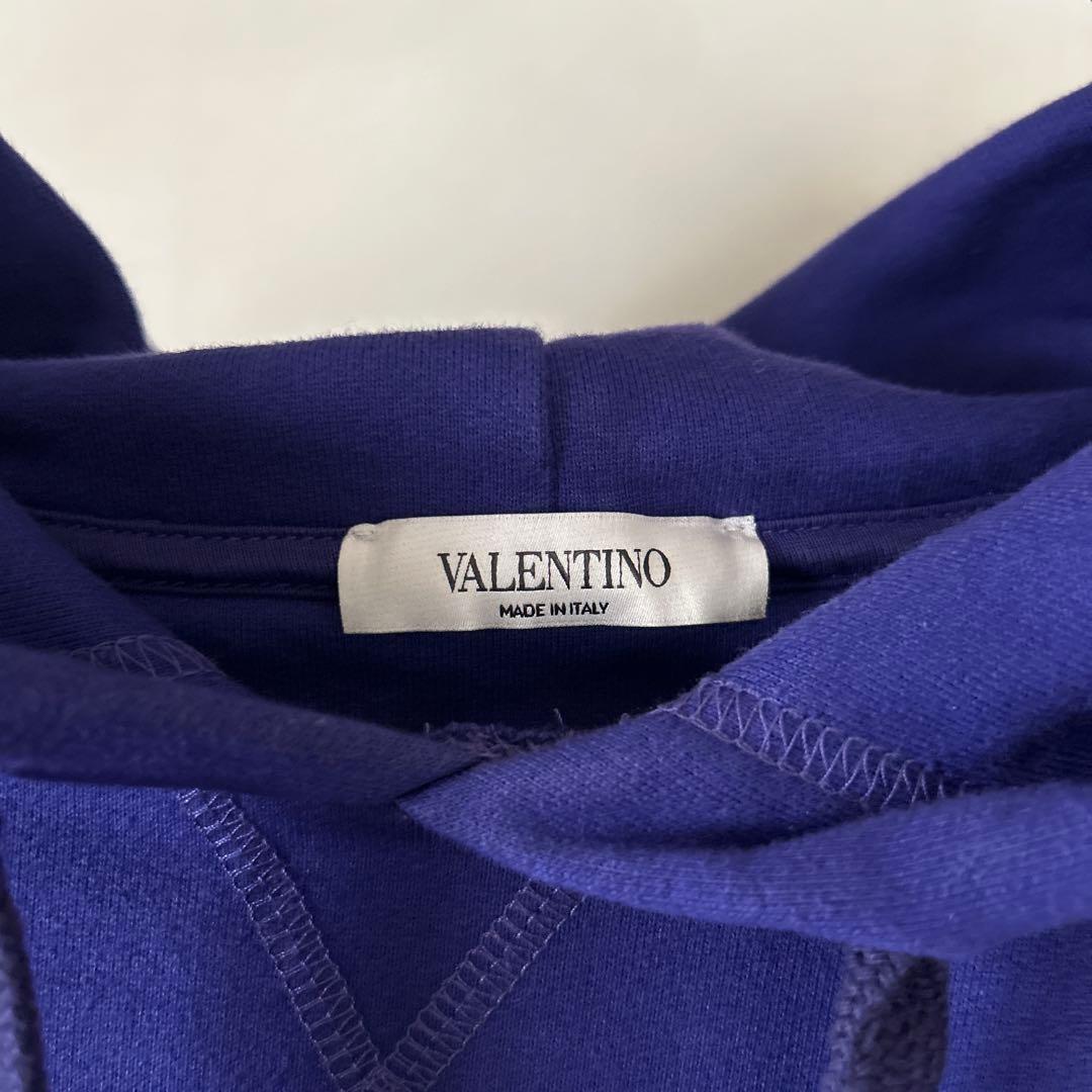 VALENTINO 紫色 パーカー VLNTロゴ