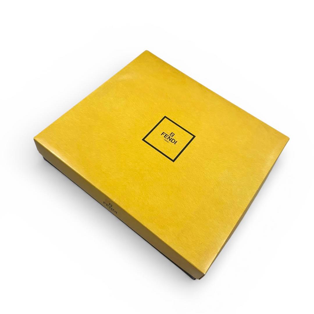 未使用 FENDI フェンディ 綿毛布 ベージュ 140×210 ロゴ FF