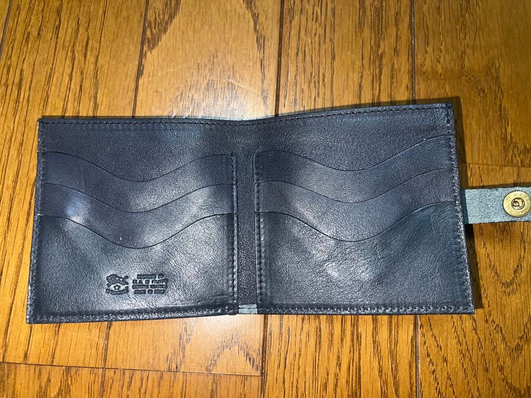 に*る様 イルビゾンテ IL BISONTE ネイビー 二つ折り財布 型押し 小