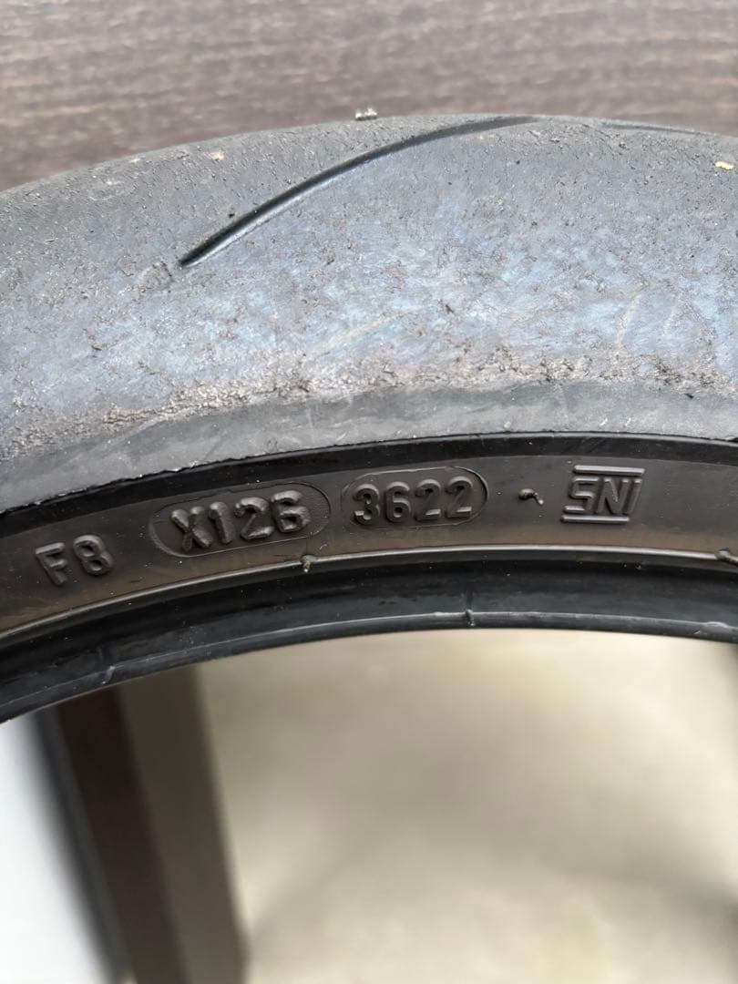 ピレリ　スーパーコルサSP V3 前後セット