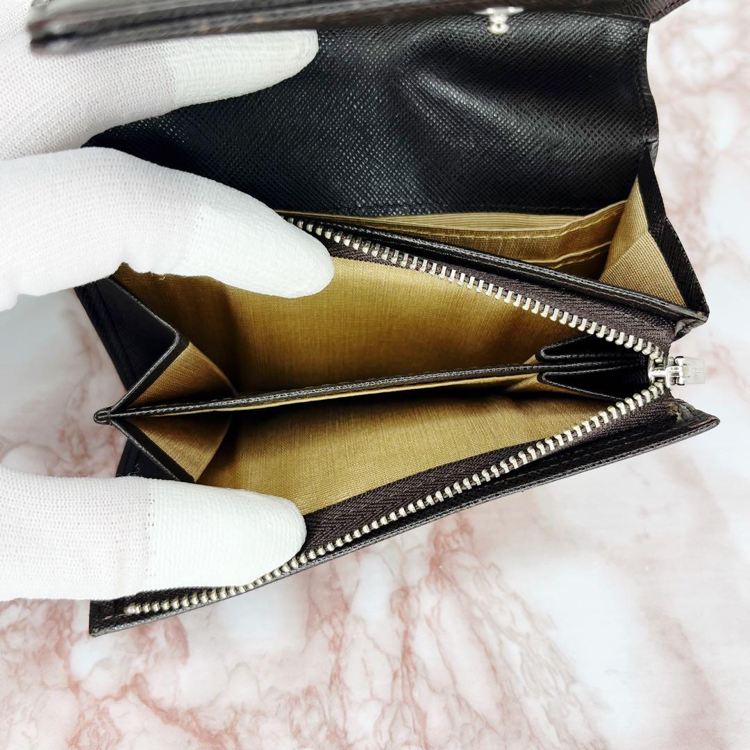 【極美品】BURBERRY チェック柄 二つ折り財布　折り財布60