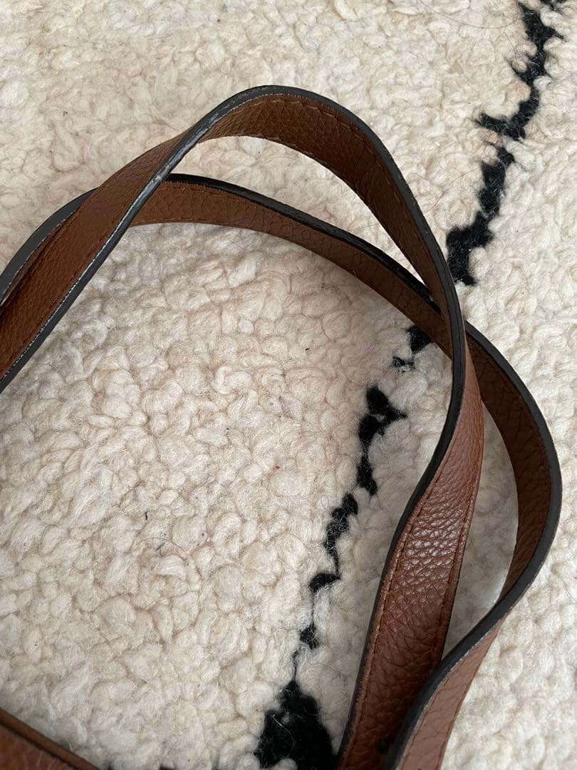 GUCCI グッチ 大判レザートートバッグ シボ革