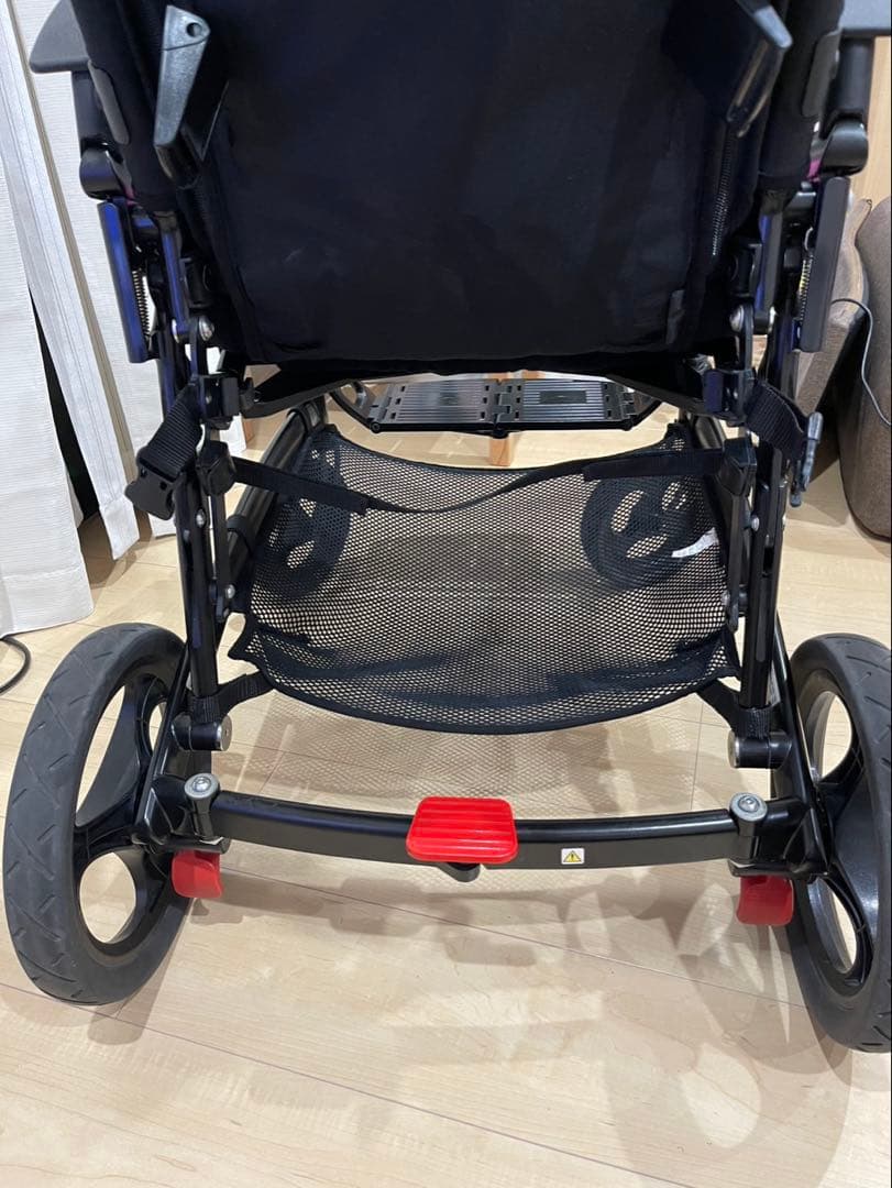 Cricket クリケット　車椅子　小児用バギー