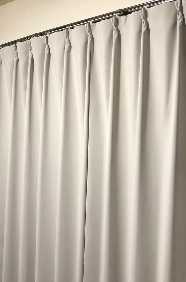 未使用品　遮光カーテン　幅250×縦190 1枚