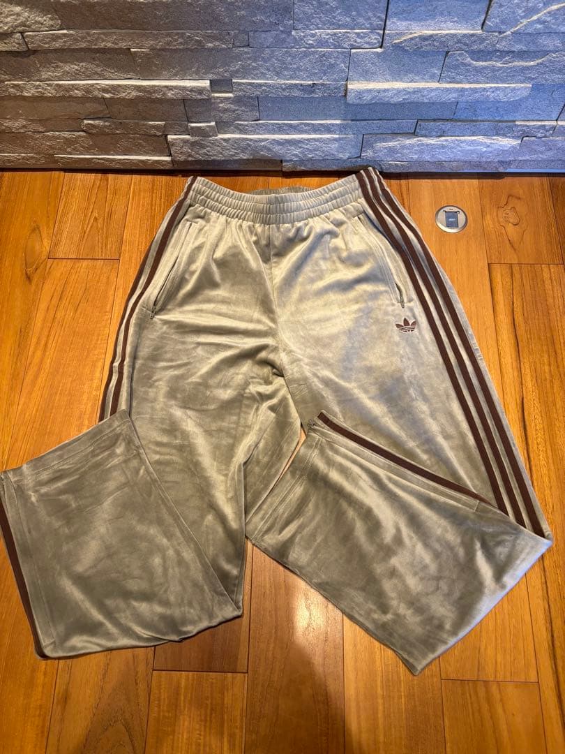 ジャーナルスタンダード アディダス オリジナルストラック パンツ ベロア